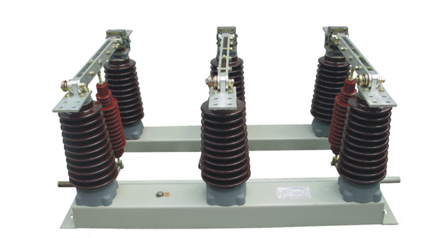 GN27-40.5高压隔离开关